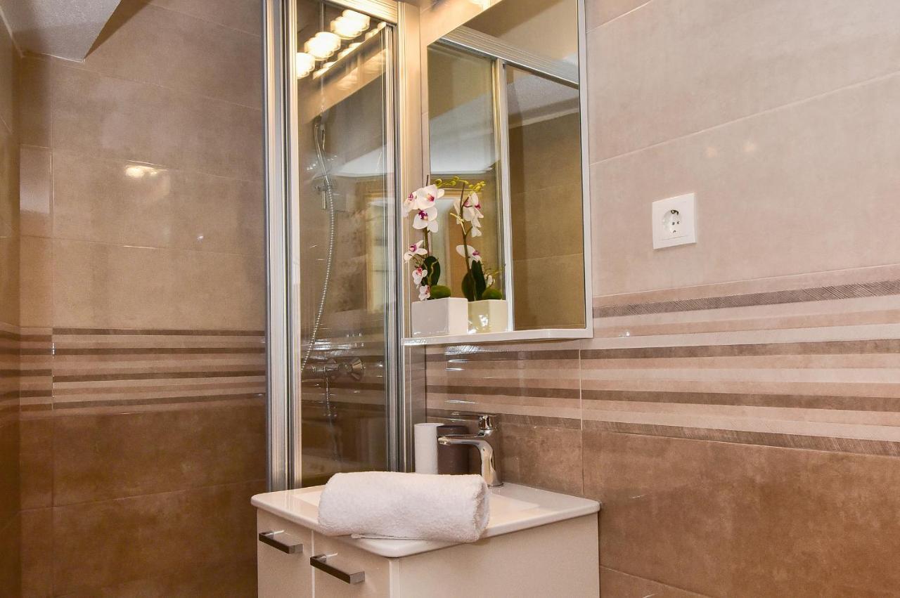 Apartman Luka Igrane Luaran gambar